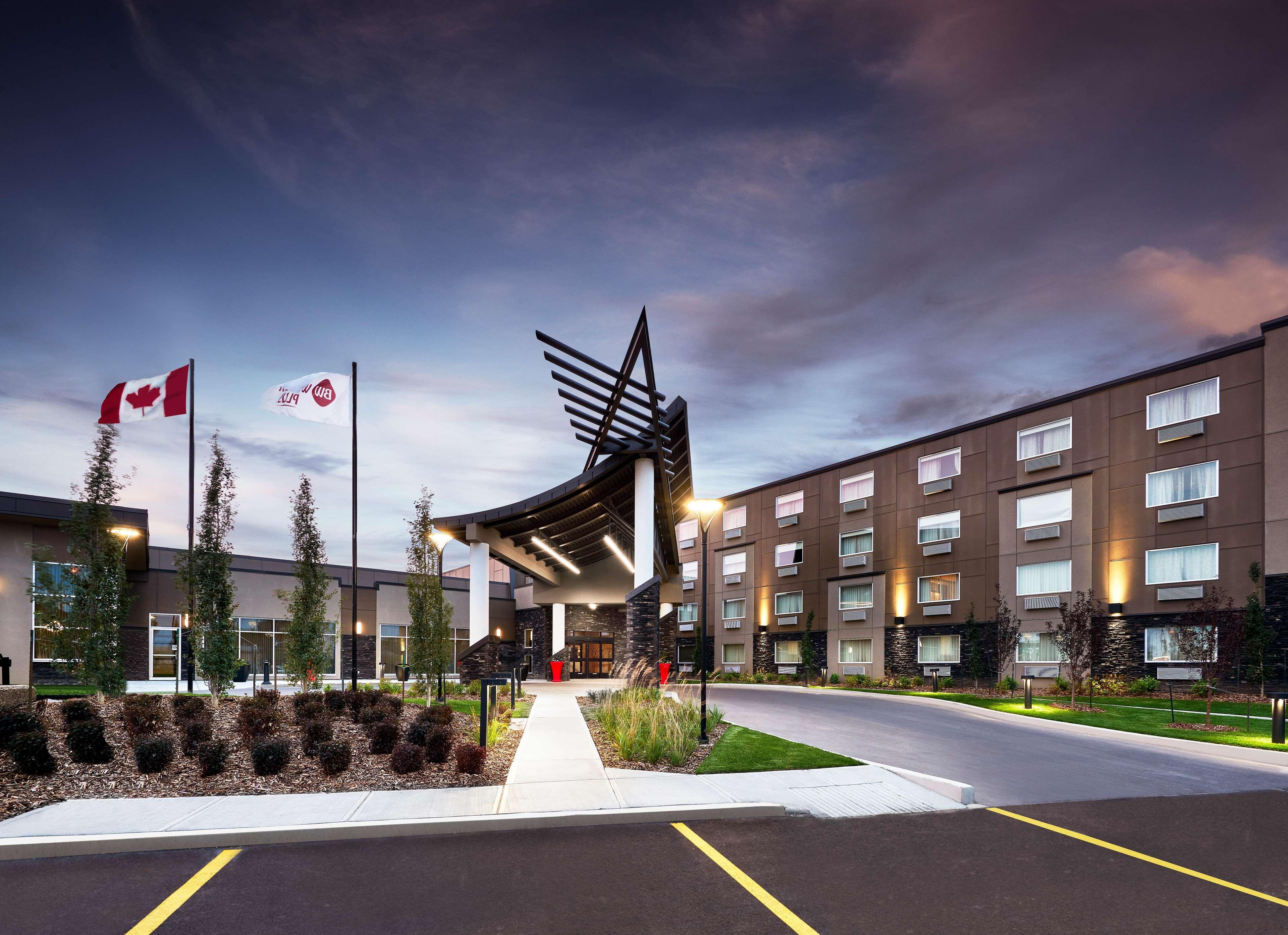 Best Western Plus Edmonton Airport Hotel Leduc Exterior foto